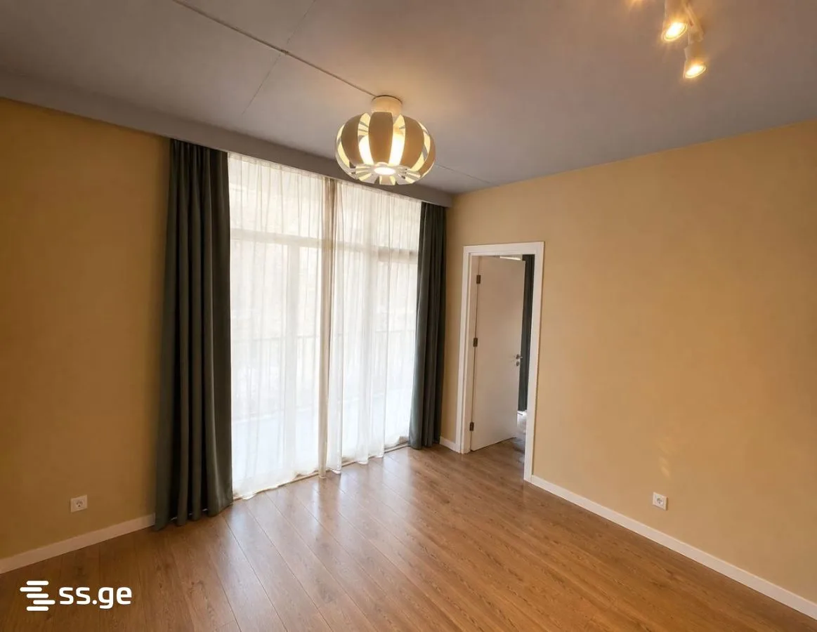 2 room Flat For Sale. Batumi · 5/12