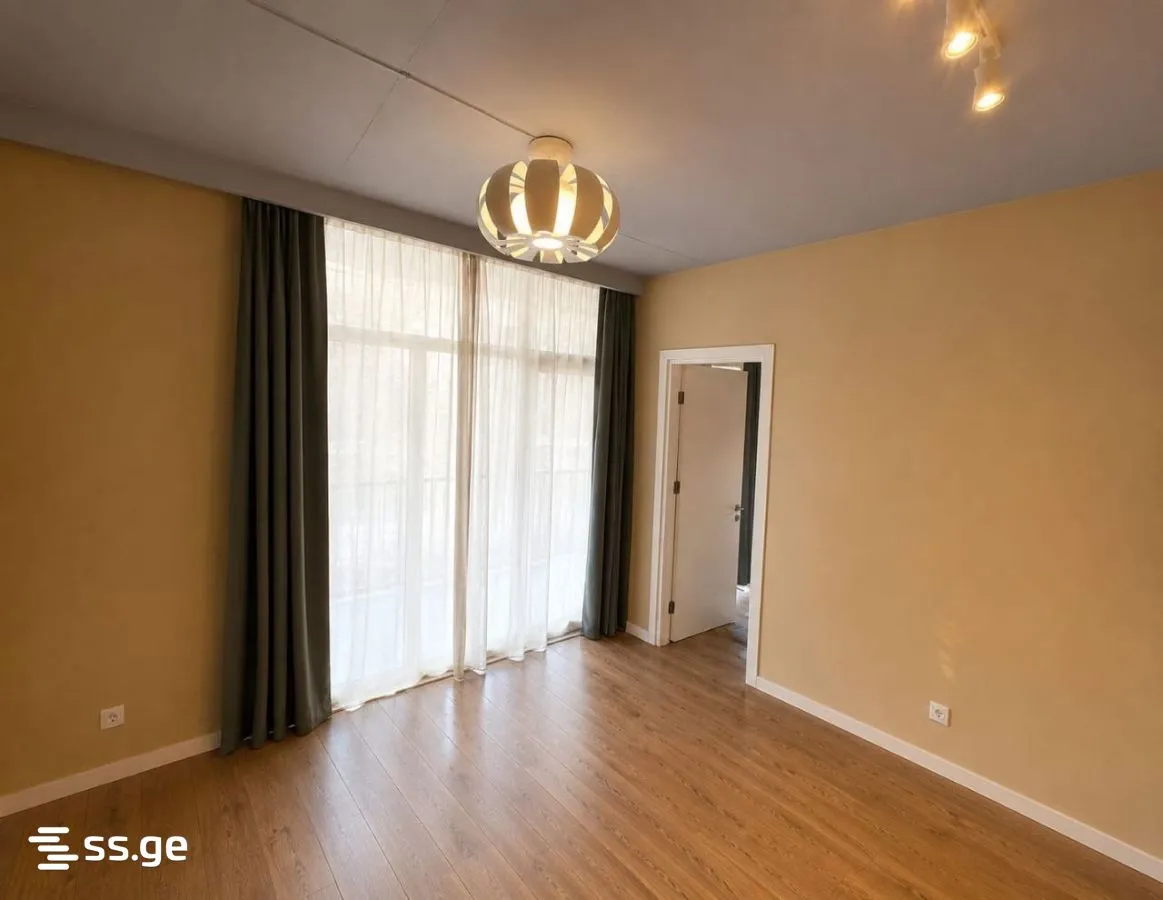 2 room Flat For Sale. Batumi · 5