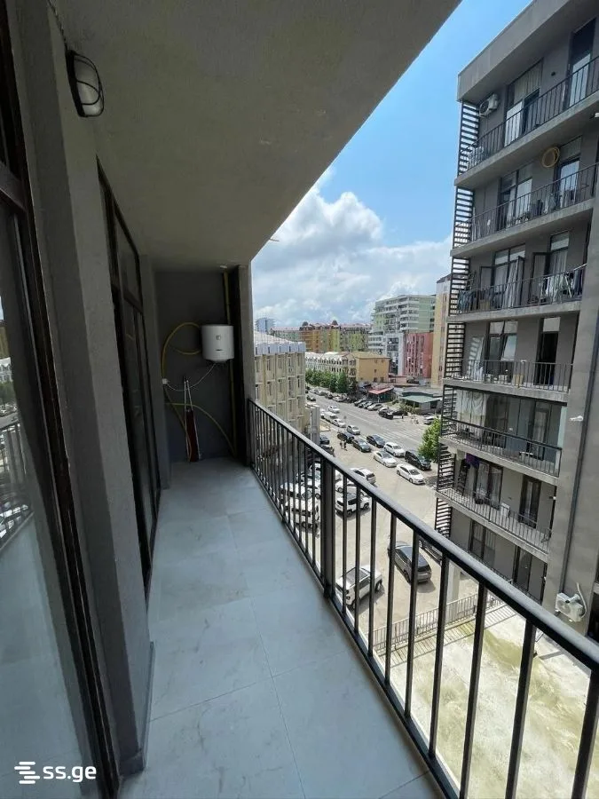 2 room Flat For Sale. Batumi · 10/12