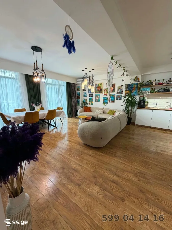 4 room Flat For Sale. Saburtalo · 1/12
