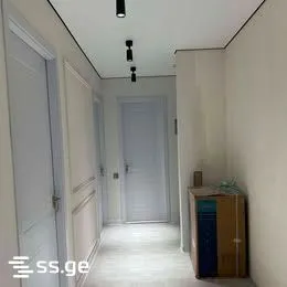 3 room Flat For Sale. Mesame masivi · 6