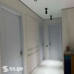 3 room Flat For Sale. Mesame masivi · 8
