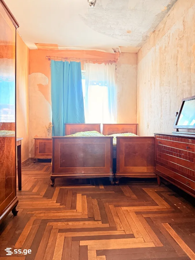 3 room Flat For Sale. Didi digomi · 8