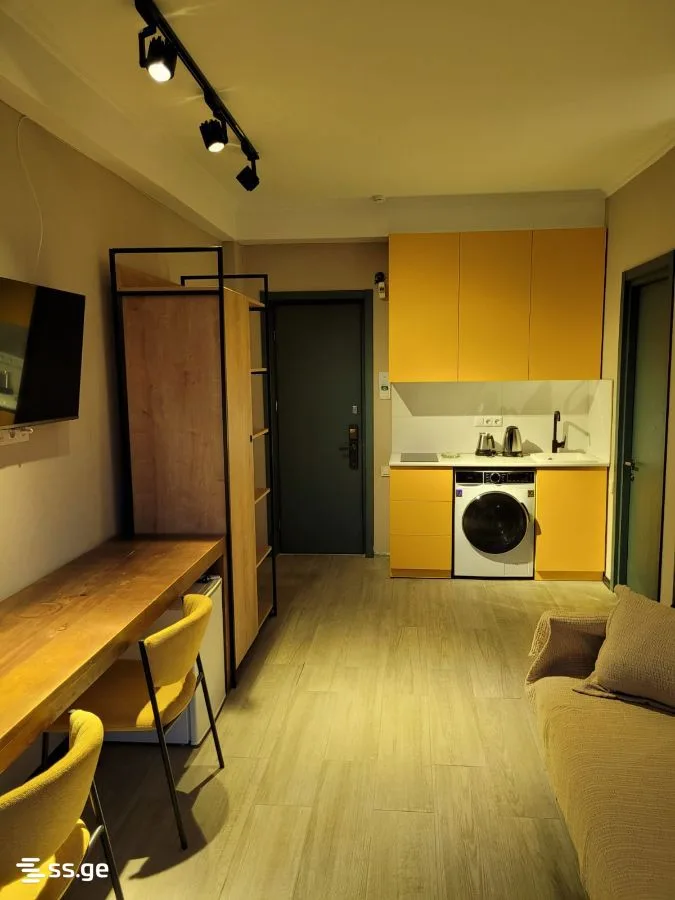 2 room Flat For Sale. Batumi · 3/9