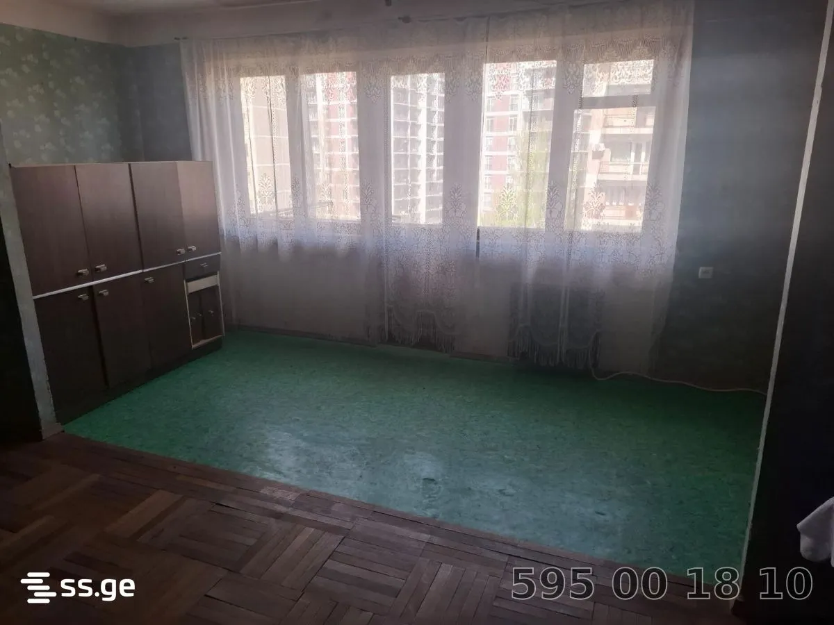 3 room Flat For Sale. Didi digomi · 3