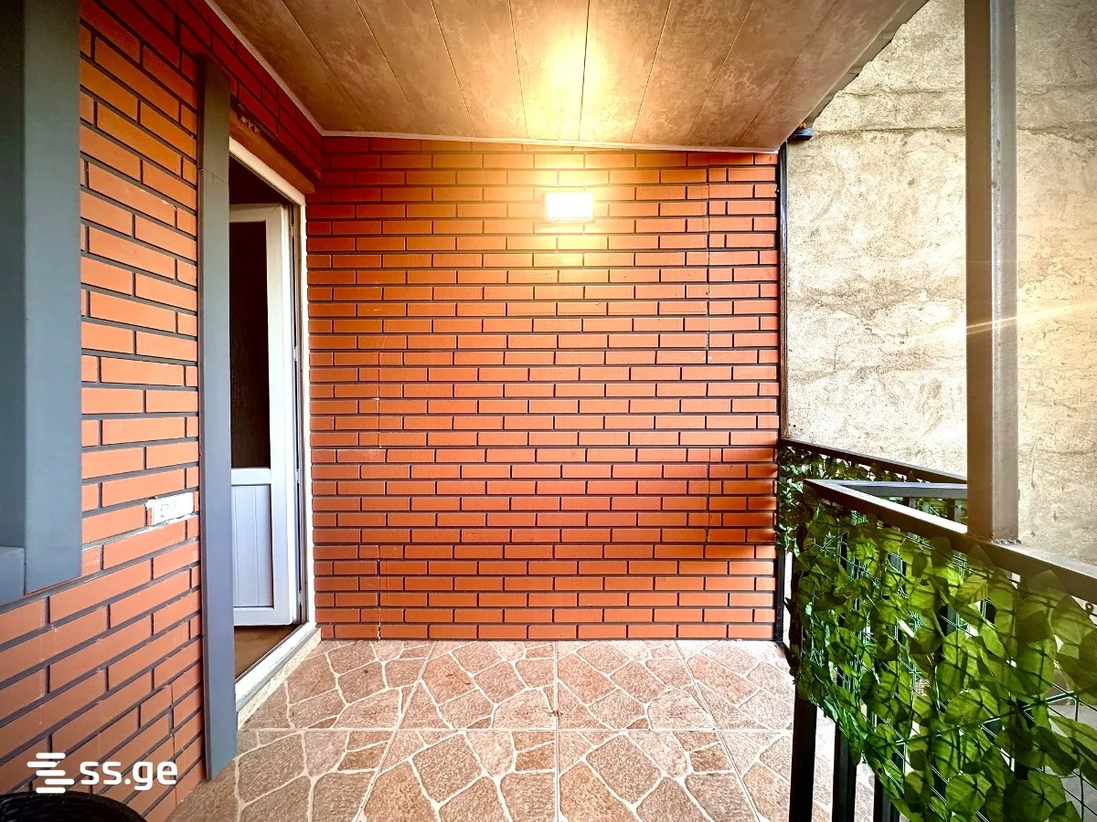 6 room Flat For Sale. Vera