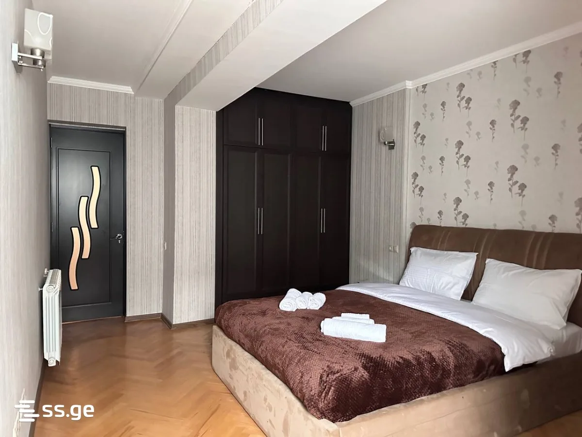 6 room Flat For Sale. Vera · 5/12