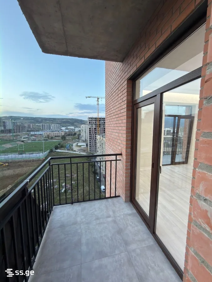3 room Flat For Sale. Digomi village · 8/12