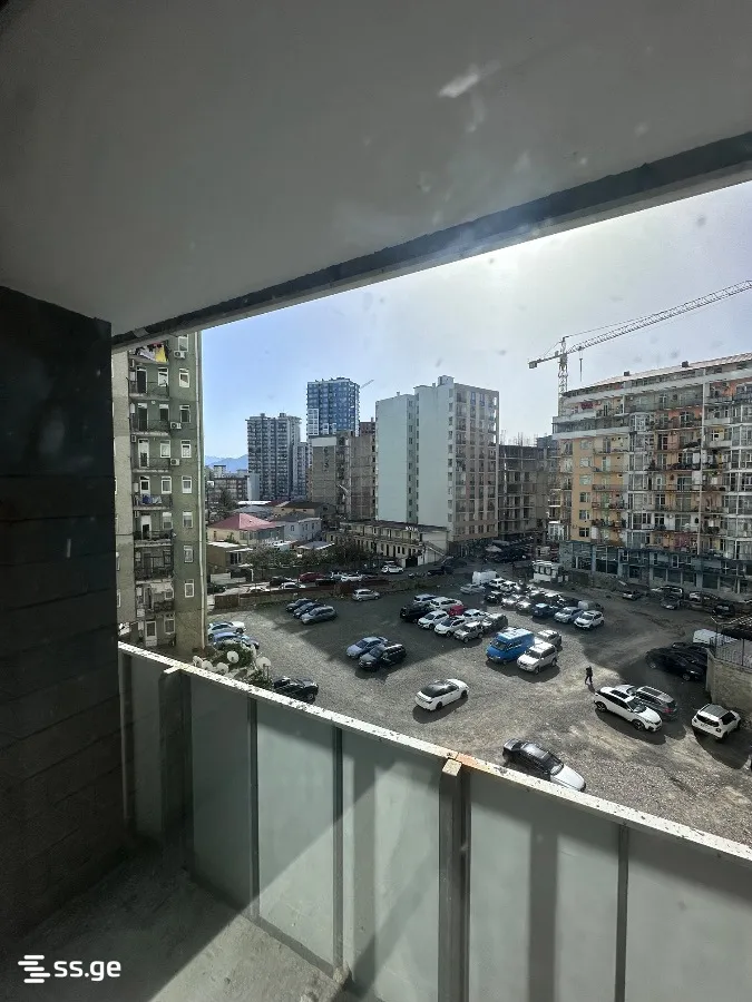 1 room Flat For Sale. Batumi · 4