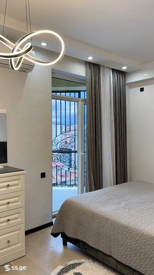 2 room Flat For Sale. Batumi · 7