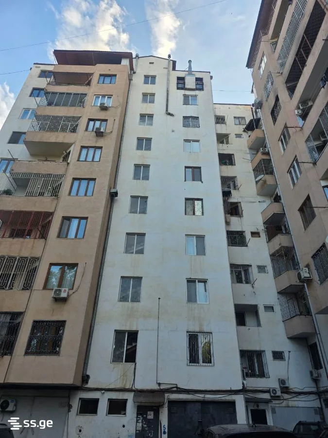 4 room Flat For Sale. Saburtalo · 4/12