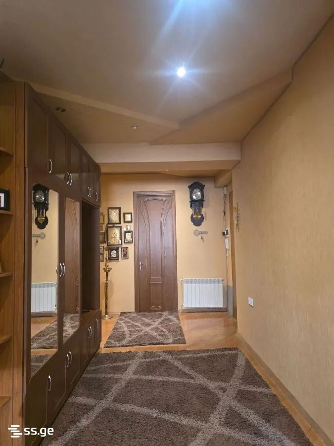 4 room Flat For Sale. Saburtalo · 5
