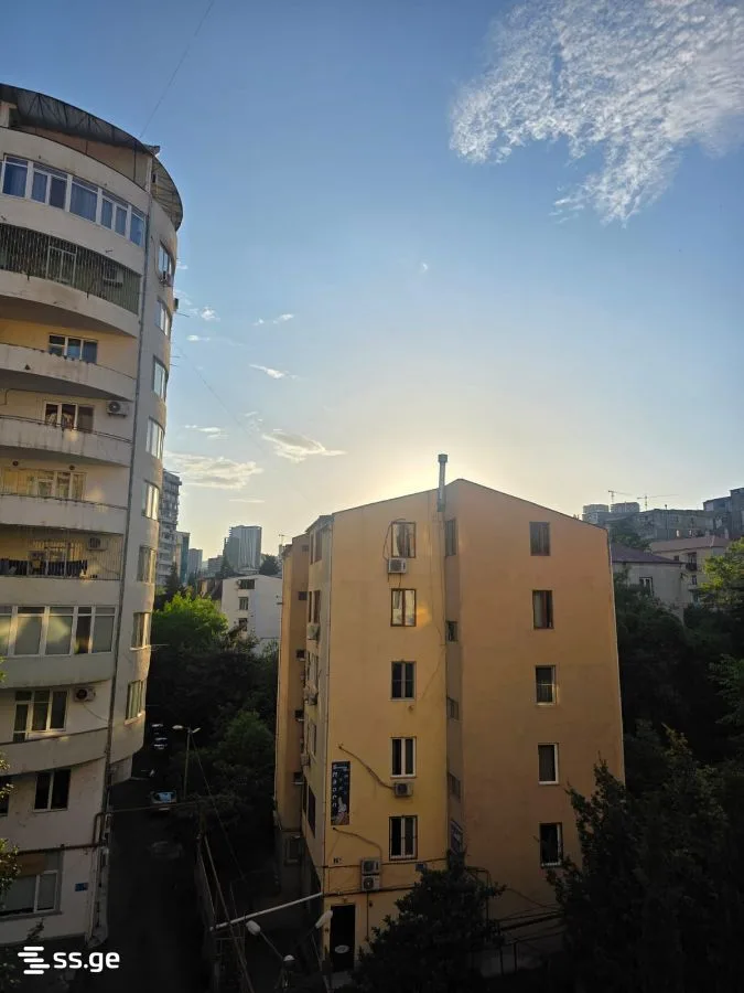 4 room Flat For Sale. Saburtalo · 10/12