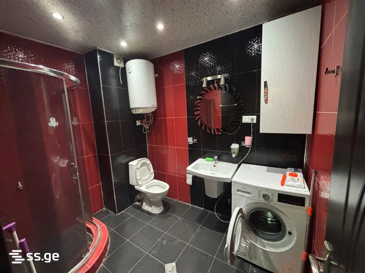 2 room Flat For Rent. Batumi · 7/8