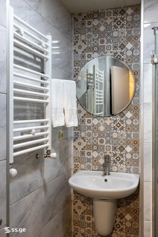 3 room Flat For Sale. Batumi · 6