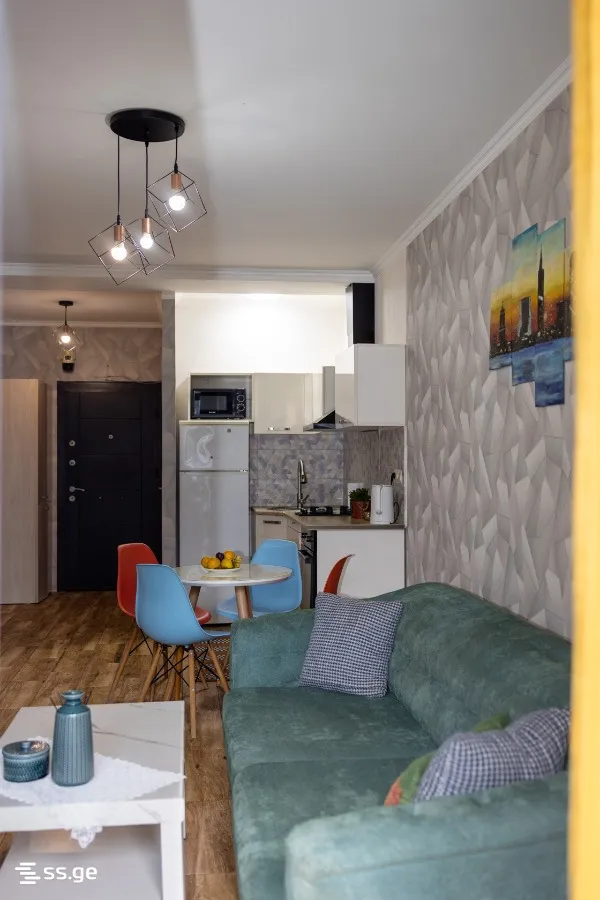 3 room Flat For Sale. Batumi · 9