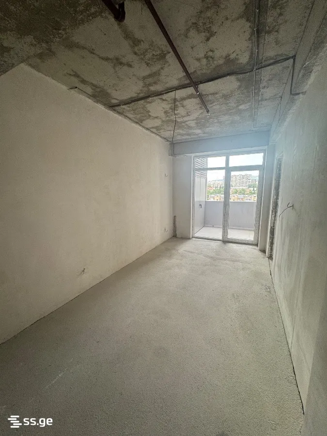 2 room Flat For Sale. Isani · 2