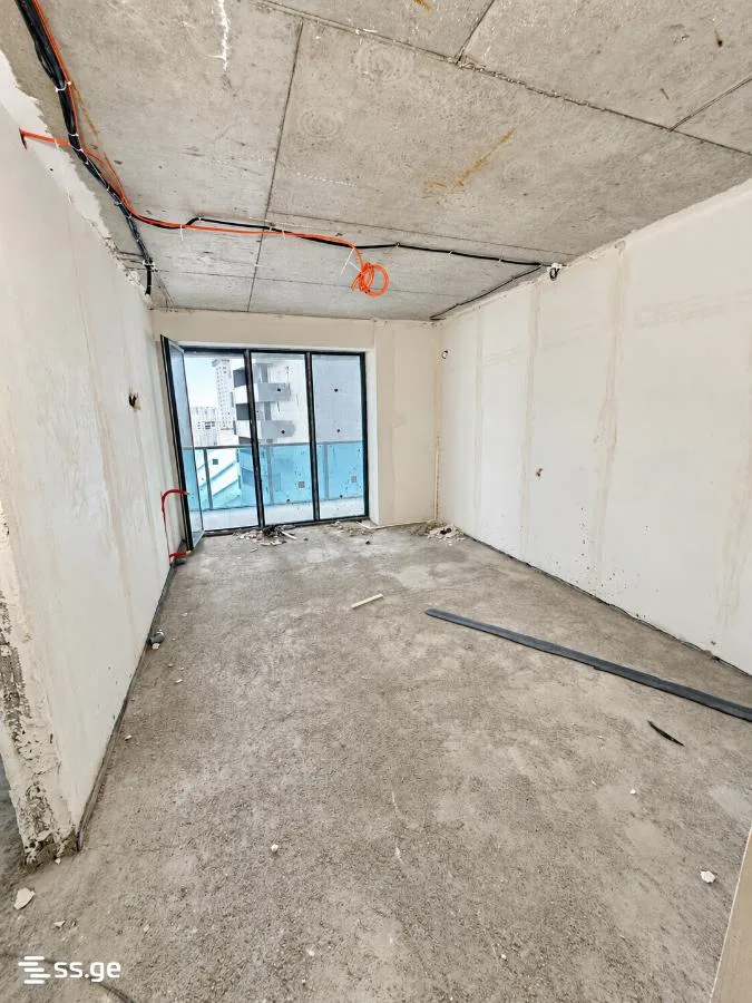 2 room Flat For Sale. Batumi · 3/12