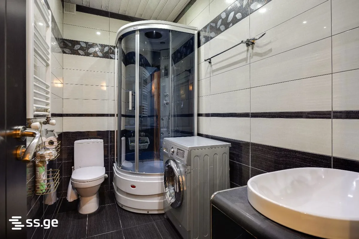 3 room Flat For Sale. Saburtalo · 12/12