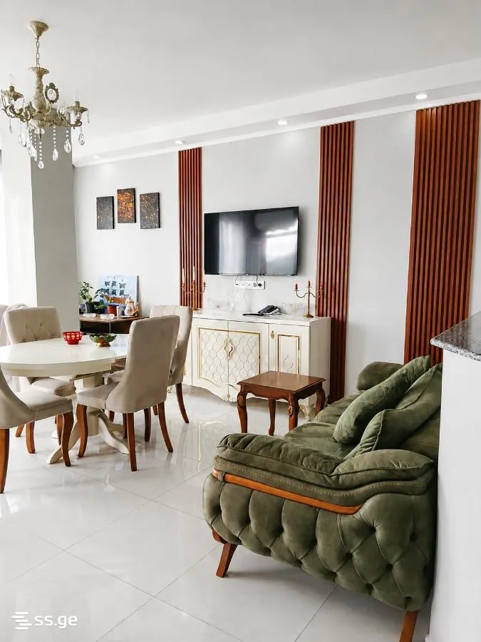 4 room Flat For Sale. Batumi