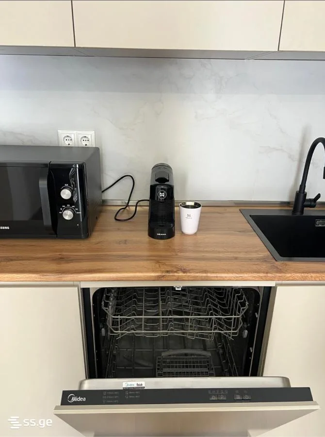 2 room Flat For Sale. Saburtalo · 6/12