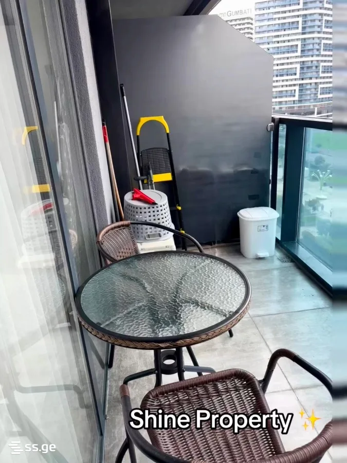 1 room Flat For Sale. Batumi · 2/10