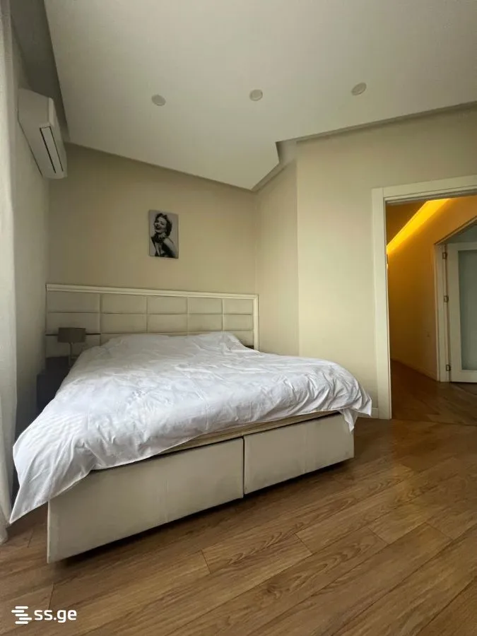 3 room Flat For Sale. Batumi · 7