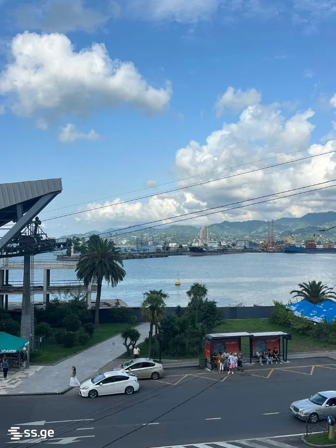 3 room Flat For Sale. Batumi · 12