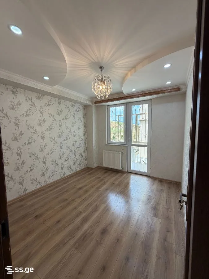 5 room Flat For Sale. Didi digomi · 4/7