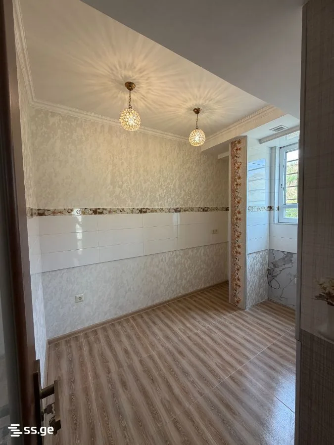 5 room Flat For Sale. Didi digomi · 6/7