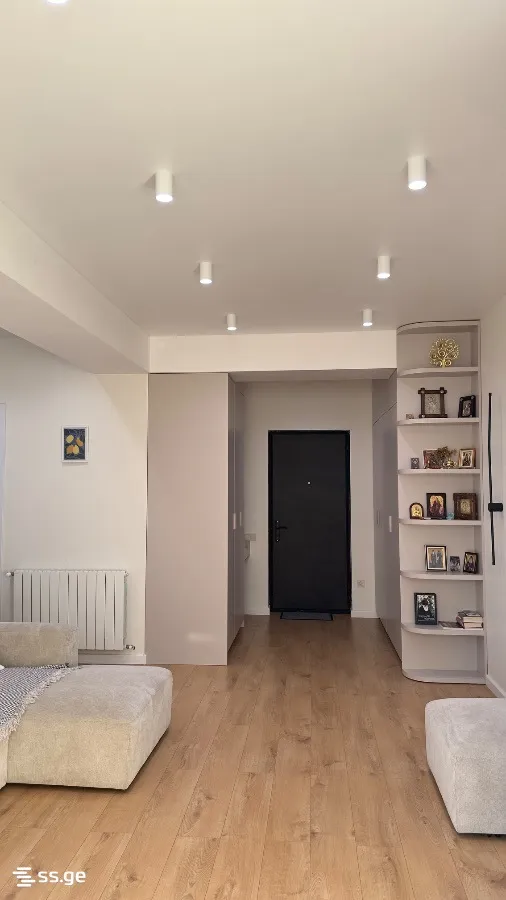 3 room Flat For Sale. Vazisubani · 9