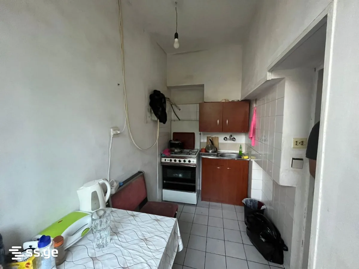 3 room Flat For Sale. Saburtalo · 5/9