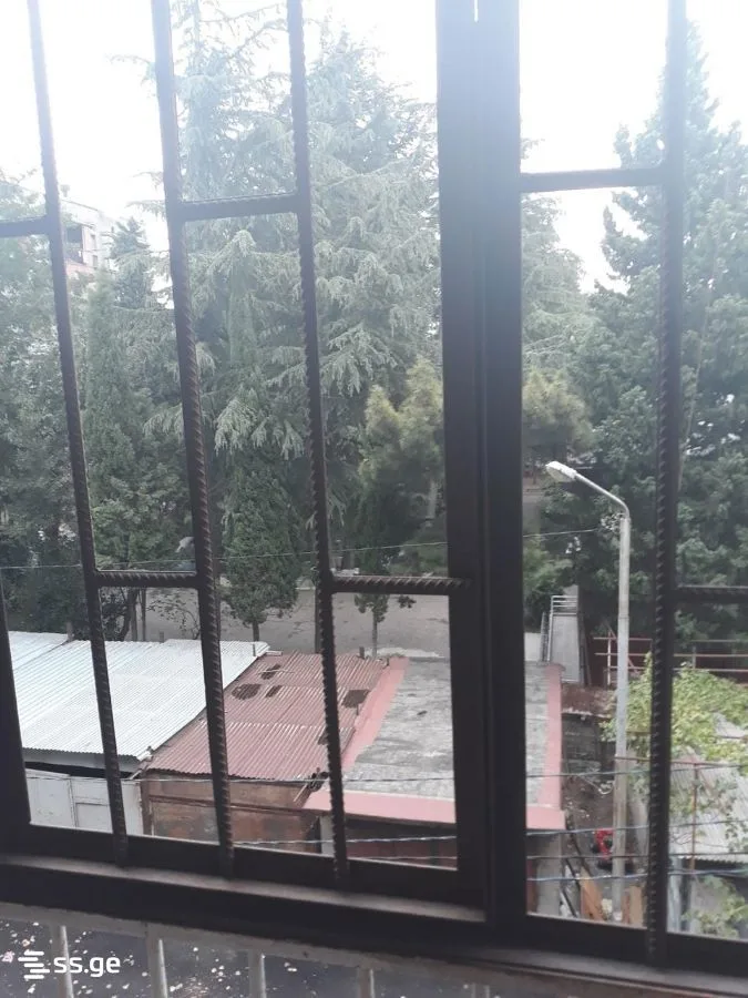 3 room Flat For Sale. Saburtalo · 8/9