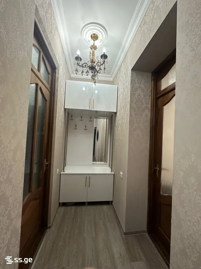 5 room Flat For Sale. Batumi · 7