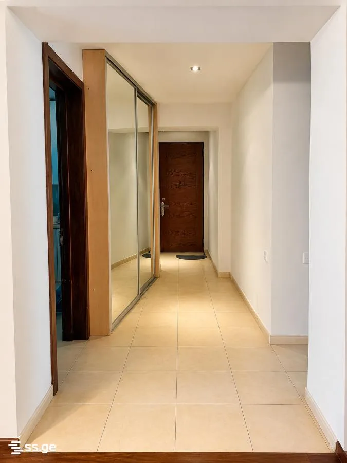 6 room Flat For Sale. Gldani · 7/11