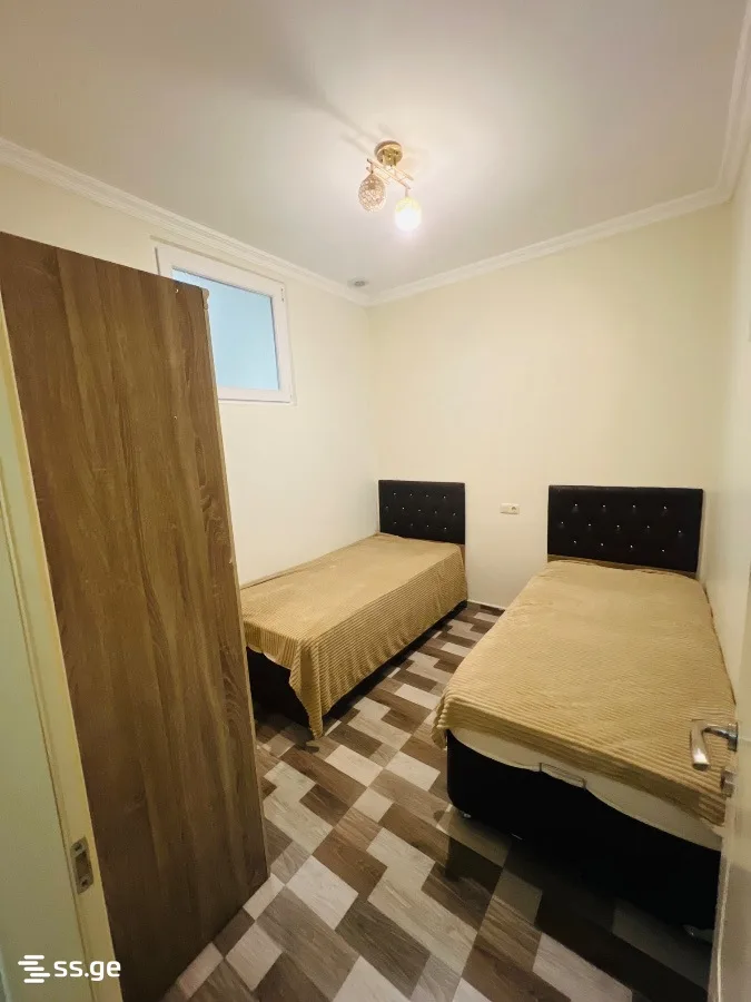 4 room Flat For Sale. Batumi · 6/11