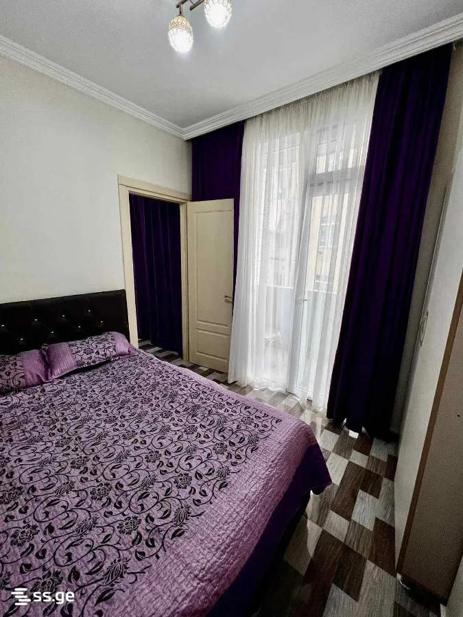 4 room Flat For Sale. Batumi · 8/11