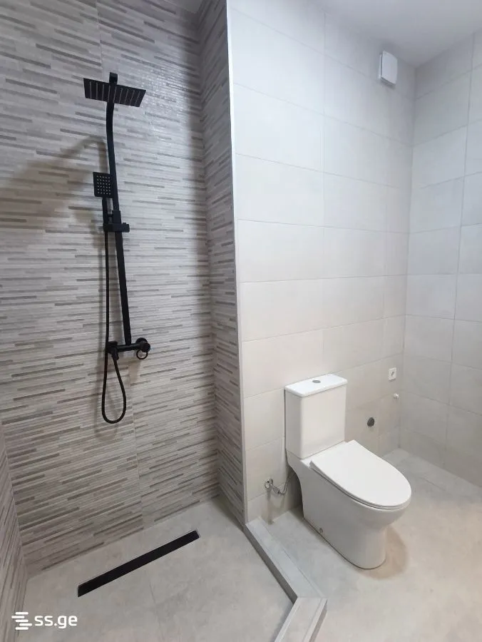 2 room Flat For Sale. Didi digomi · 5