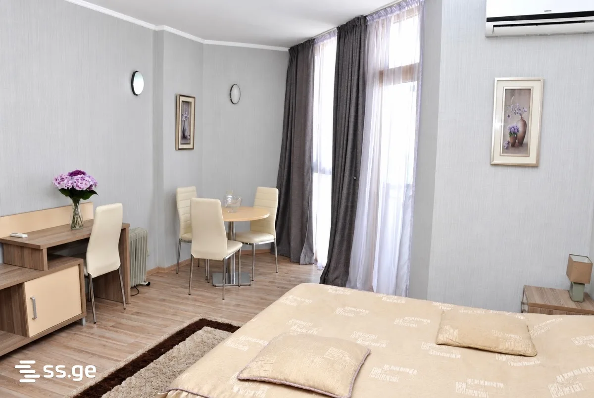 1 room Flat For Sale. Batumi · 4/11