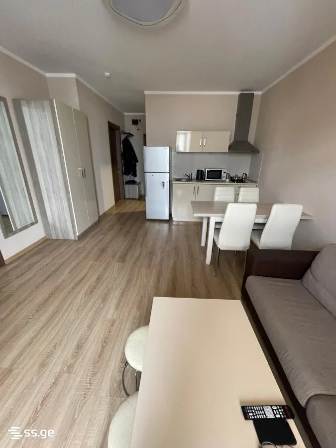 3 room Flat For Sale. Batumi · 4/11