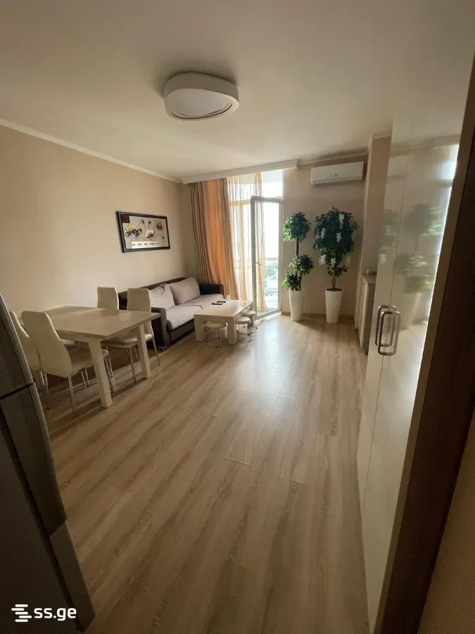 3 room Flat For Sale. Batumi · 5