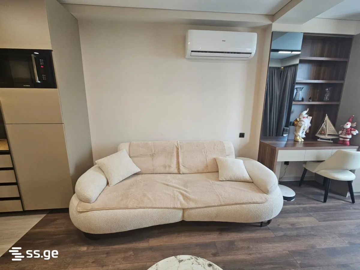 2 room Flat For Sale. Batumi · 2/12