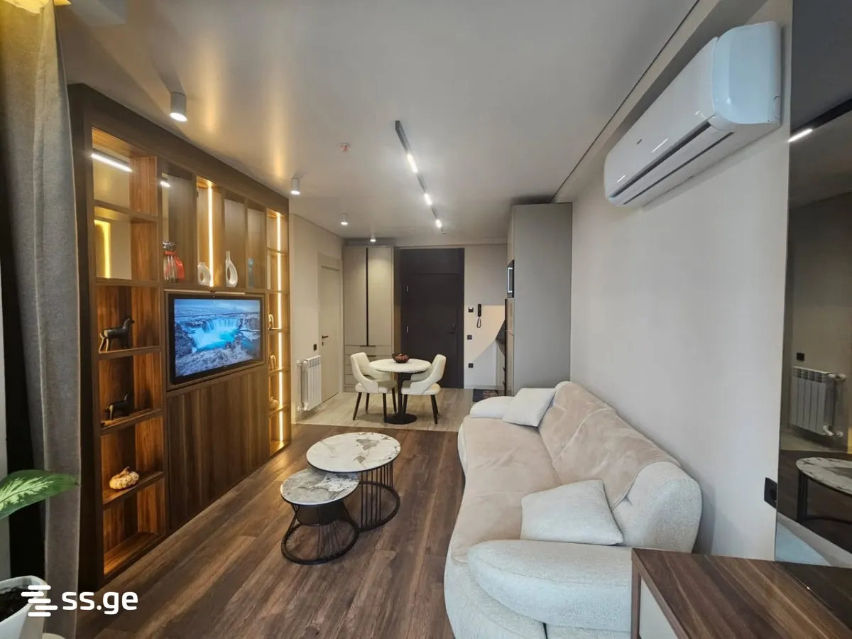 2 room Flat For Sale. Batumi · 8