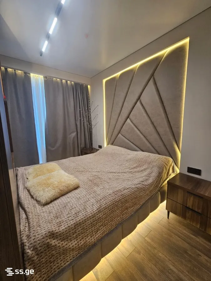 2 room Flat For Sale. Batumi · 12