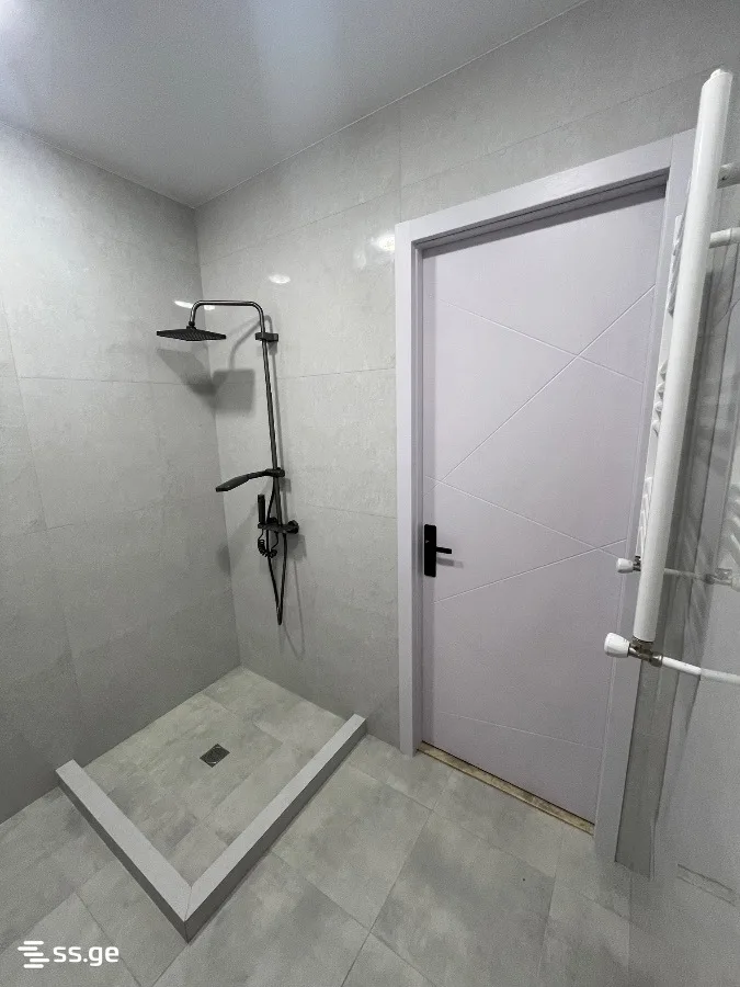2 room Flat For Sale. Mukhiani · 6/12