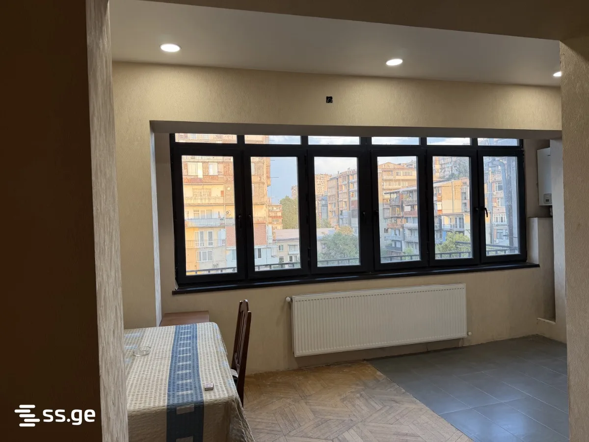 3 room Flat For Sale. Saburtalo · 3/11