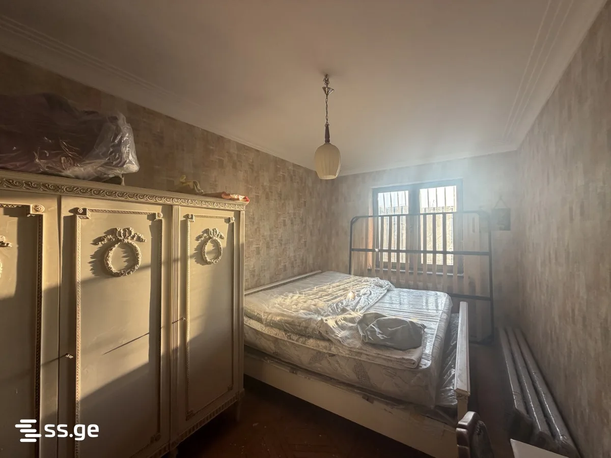 3 room Flat For Sale. Saburtalo · 4/11