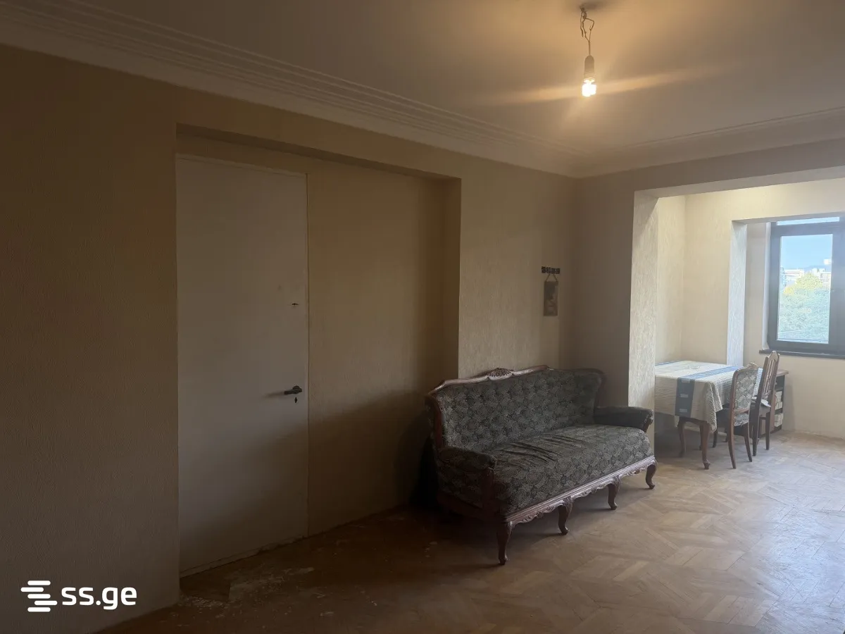 3 room Flat For Sale. Saburtalo · 5