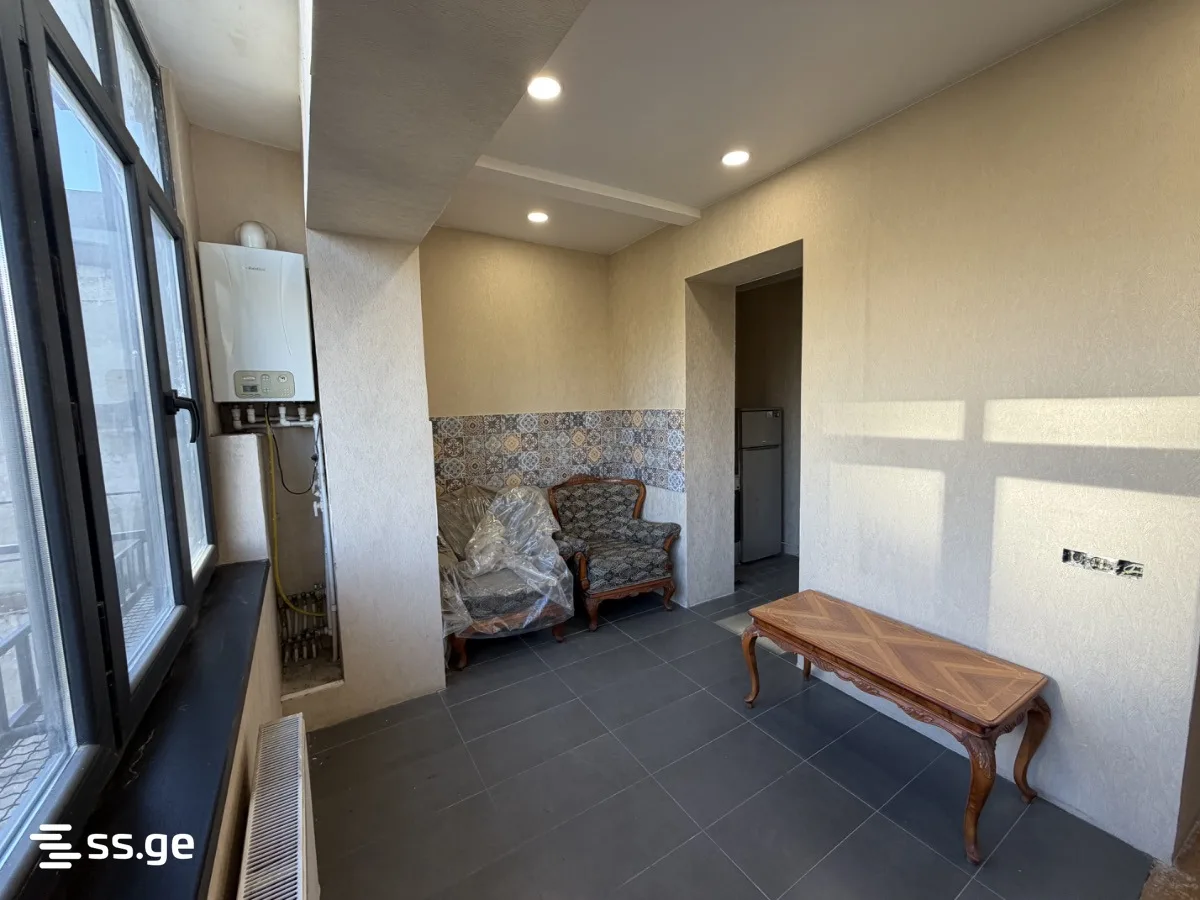 3 room Flat For Sale. Saburtalo · 6/11