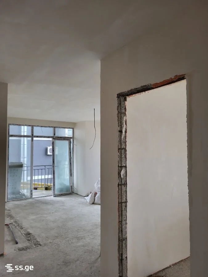 3 room Flat For Sale. Batumi · 1/7